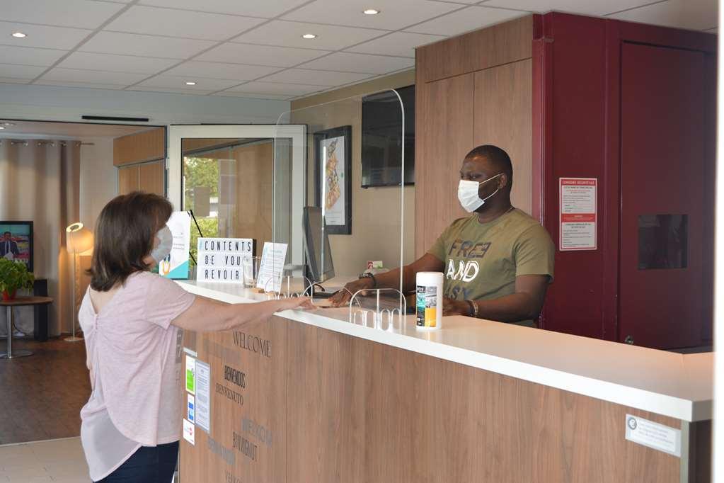 Hotel Campanile Ferrand - Le Brezet