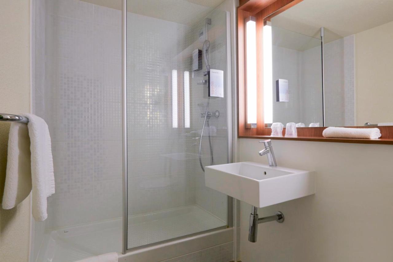Campanile Ferrand - Le Brezet 3*