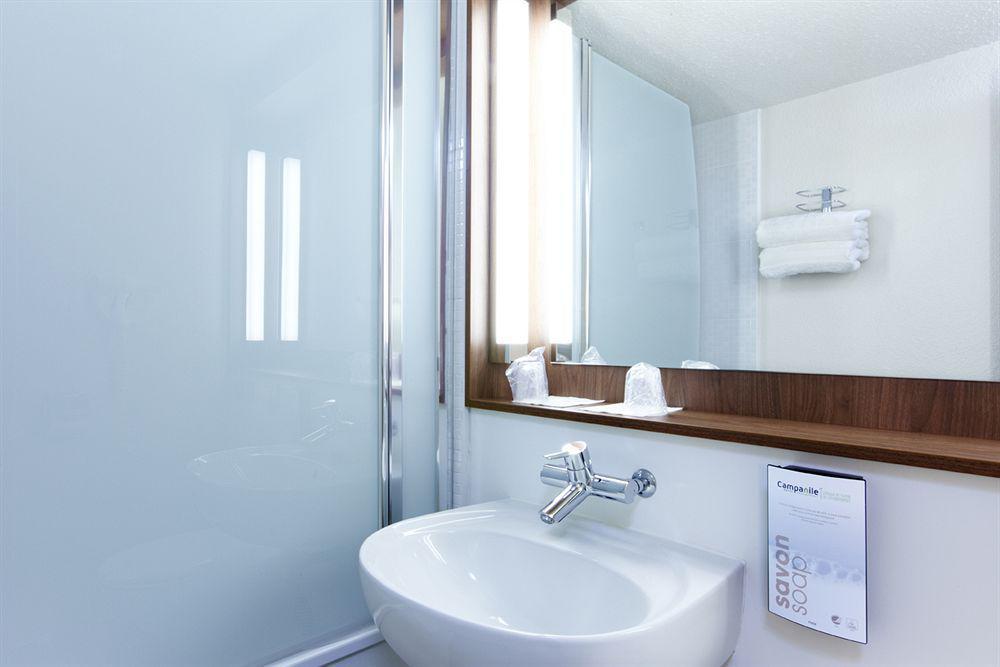 Hotel Campanile Ferrand - Le Brezet 3*